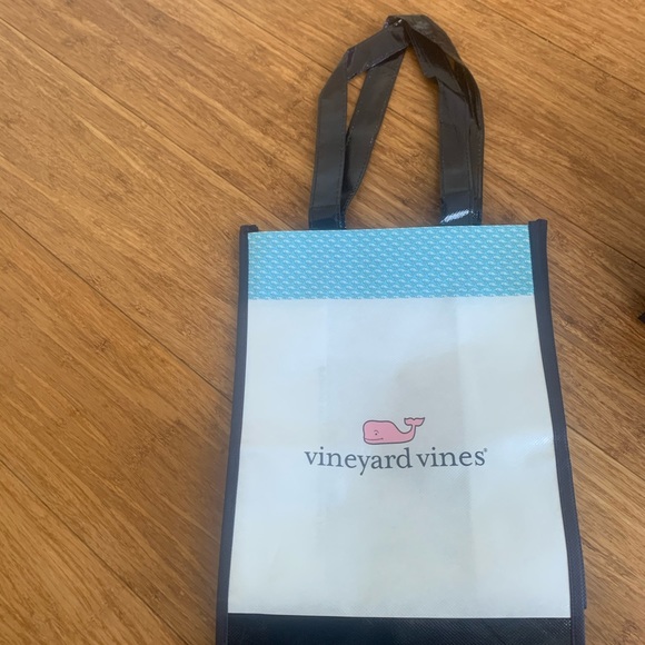 vineyard vines set - Picture 4 of 6